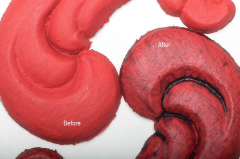 Dixie Belle Paint Black Glaze.
This shows two appliques painted in hot pink .  One is unglazed and one is glazed in the Black Glaze.  The pieces have Unglazed and Glazed over the appropriate applique.