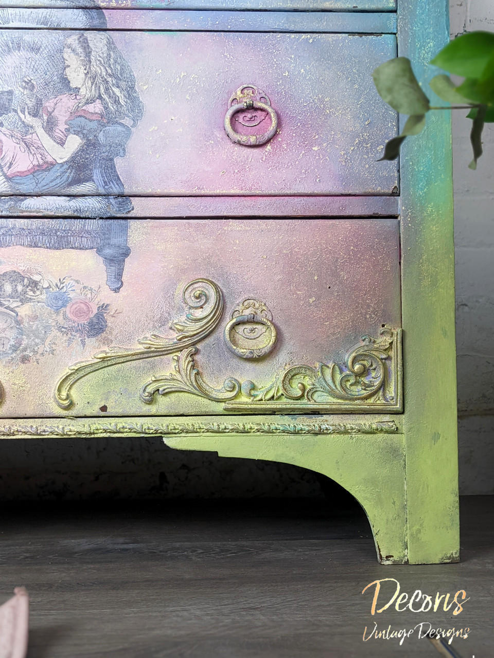 Dixie Belle Paint Limeade Chalk Mineral Paint is the perfect paint for any DIY project!
A view of the corner of a dresser showing the trim and the leg that are painted in Limeade Chalk Mineral Paint.