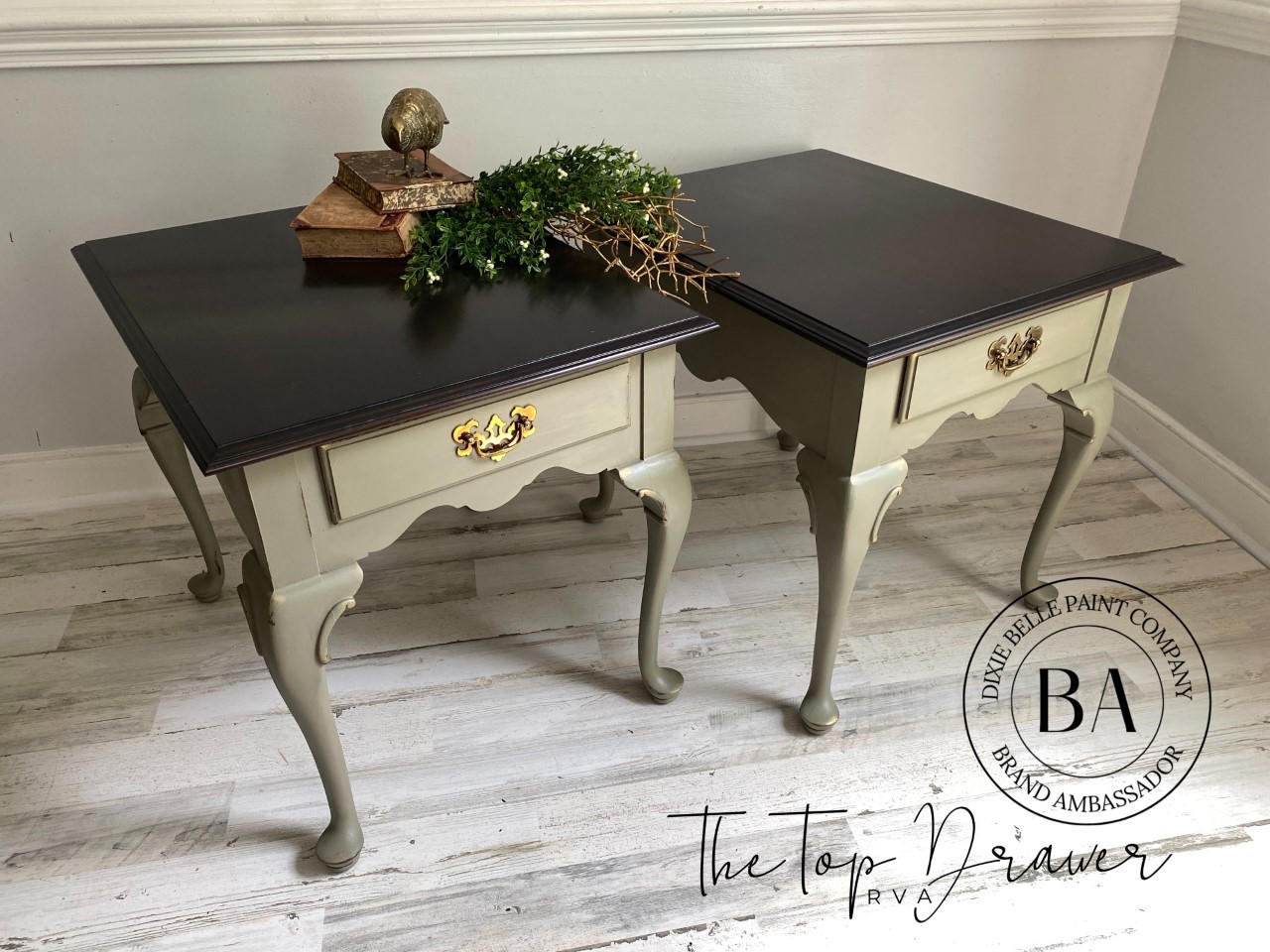 Dixie Belle Paint Spanish Moss Chalk Mineral Paint is the perfect paint for any DIY project! 2 elegant side tables with a dark wooden top and painted in spanish moss chalk mineral paint.