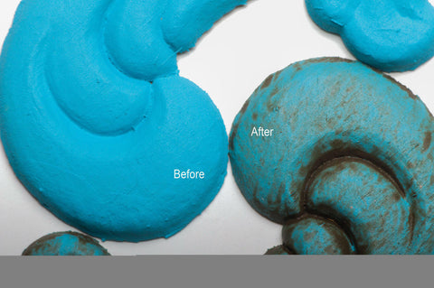 Dixie Belle Paint Van Dyke Brown Glaze.  two pieces of blue chalk painted decorative appliques, one without glaze and one with glaze applied, with a white background.