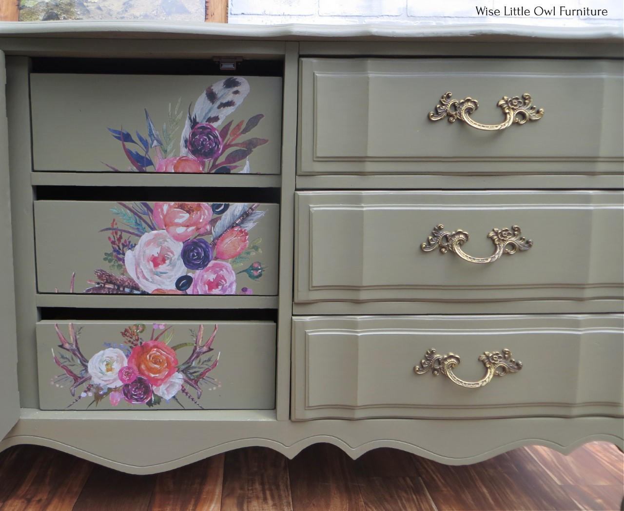 Cactus Silk All-In-One paint is perfect for painting kitchen cabinets, bathroom cabinets and painting furniture.
Dresser with open drawers on the left side painted in Cactus Silk All-In-One paint with the Flower Child - Transfer on the drawers.