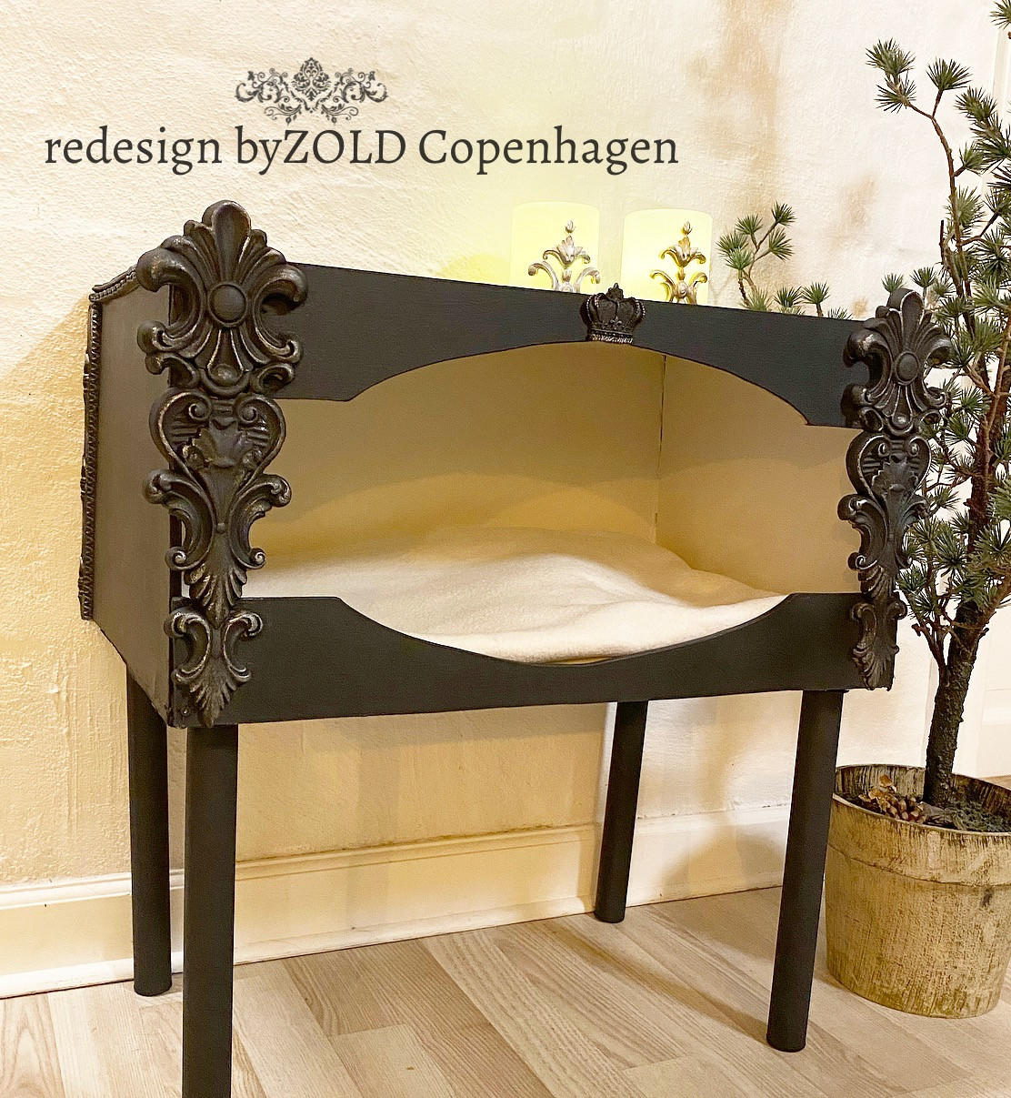 WoodUBend Applique #X1002 is the perfect moldable embellishment for any project!
A bedside table with no drawer instead an open space with Applique #X1002 on both side of the opening.