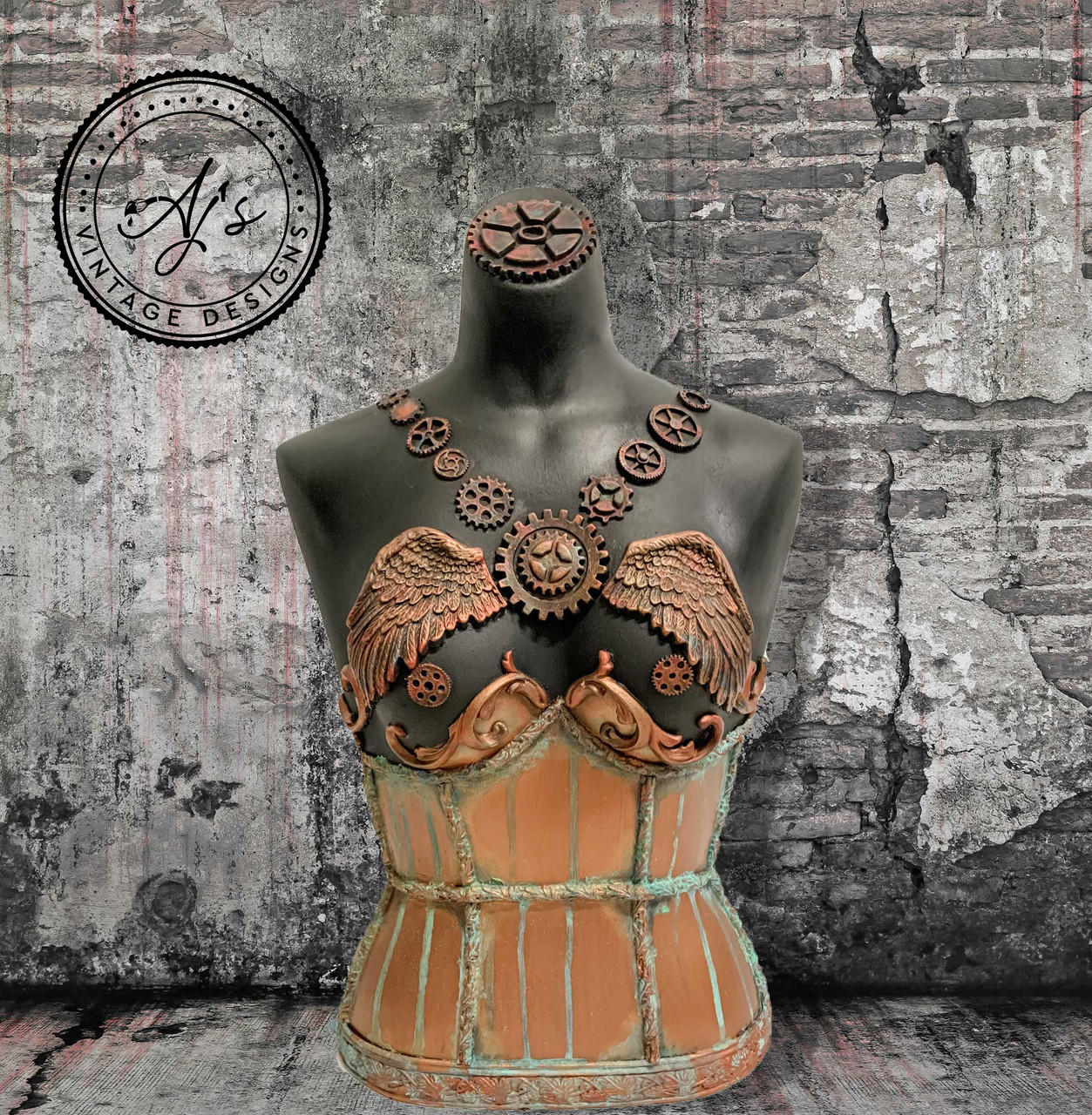 WoodUBend Gear Collection Appliques #56 is the perfect mouldable embellishment for any project!
A mannequin torso with the Gear Collection Appliques #56 in the middle and going up the chest over the shoulders.